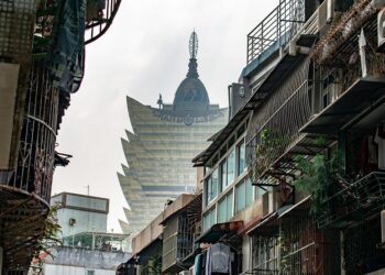 Macau. Crise económica leva cada vez mais pessoas a estudar português no território