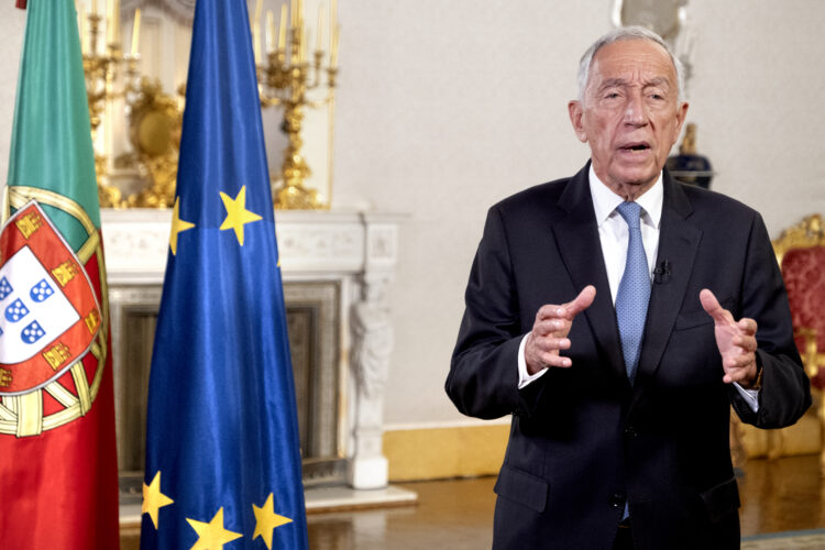 Marcelo: “Votar é também uma maneira de dizermos que estamos vivos e bem vivos” 11 Marcelo: “Votar é também uma maneira de dizermos que estamos vivos e bem vivos”