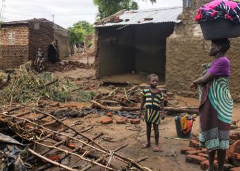 Moçambique. Sobreviver por entre a destruição da tempestade Ana