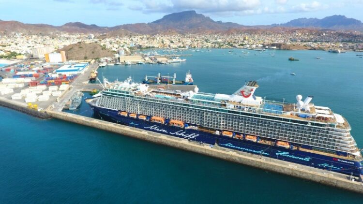 Mota-Engil começa hoje a construir terminal de cruzeiros em Cabo Verde 11 Mota-Engil começa hoje a construir terminal de cruzeiros em Cabo Verde