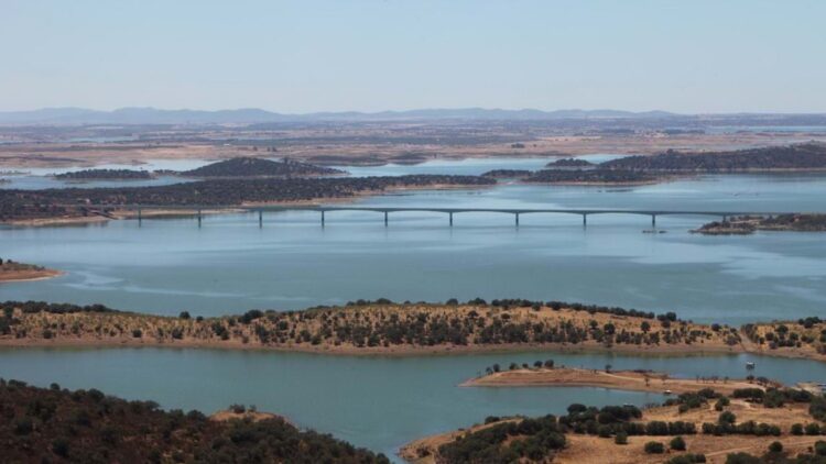 Alqueva enche há 20 anos, rega, produz energia e abastece populações 11 Foto: ©Ricardo Pereira