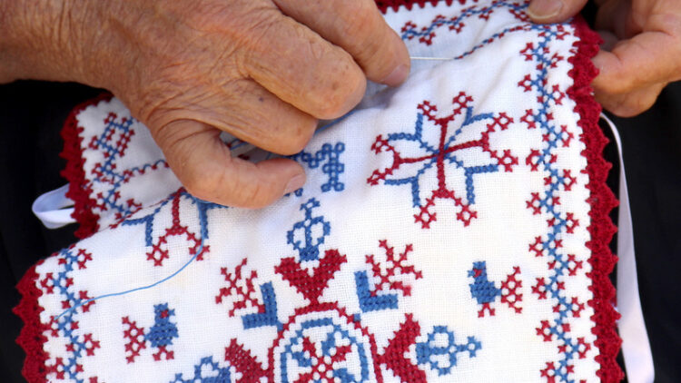 Bordados da Glória do Ribatejo inscritos como Património Cultural Imaterial 11 Bordados da Glória do Ribatejo inscritos como Património Cultural Imaterial