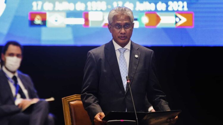 CPLP quer acelerar a ratificação do acordo de mobilidade junto do Brasil 11 CPLP quer acelerar a ratificação do acordo de mobilidade junto do Brasil