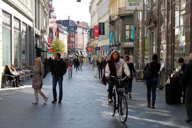 Dinamarca regressa à vida “normal”. Medidas de combate à Covid-19 terminam hoje no país 11 Dinamarca regressa à vida “normal”. Medidas de combate à Covid-19 terminam hoje no país