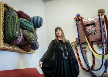 Joana Vasconcelos condecorada com a Ordem das Artes e das Letras de França