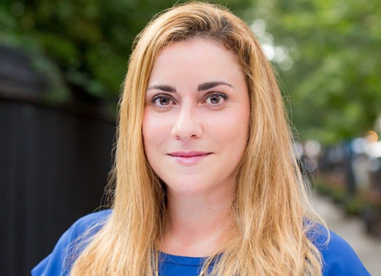 EUA. Katherine Soares, de New Jersey, é a nova presidente do PALCUS, única organização luso-americana de cariz nacional 11 EUA. Katherine Soares, de New Jersey, é a nova presidente do PALCUS, única organização luso-americana de cariz nacional