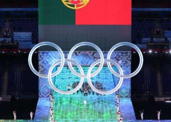 Os porta-estandartes de Portugal na Cerimónia de Abertura dos Jogos Olímpicos de Inverno Pequim 2022