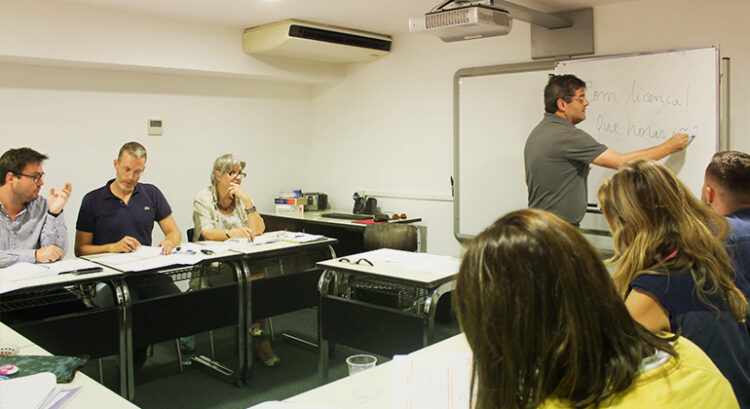 Alliance Française do Porto oferece cursos de português a refugiados ucranianos 11 Alliance Française do Porto oferece cursos de português a refugiados ucranianos