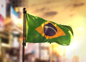 Brasil. Lula e Bolsonaro juntam primeiros apoios para a segunda volta das eleições