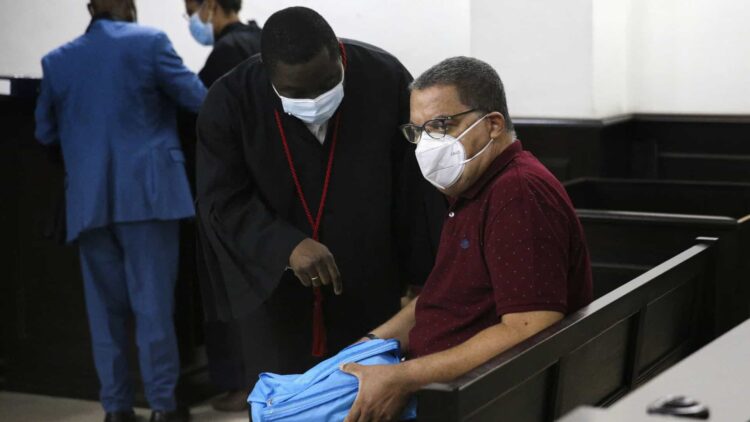 Empresário luso-angolano Carlos São Vicente condenado a 9 anos de prisão efetiva