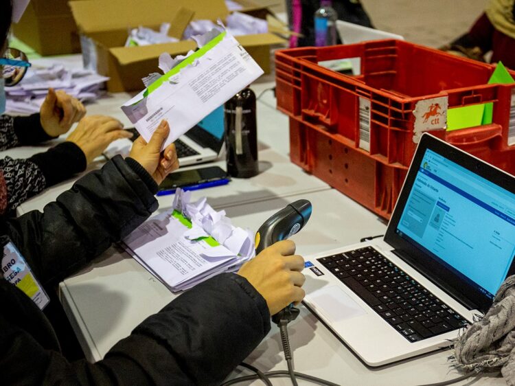 Legislativas: Contagem de votos do círculo da Europa começa esta terça-feira 11 Legislativas: Contagem de votos do círculo da Europa começa esta terça-feira