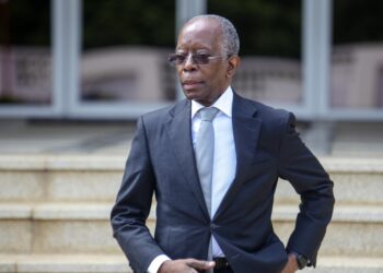 Novo PM moçambicano defende reforço da produção para garantir "independência financeira"