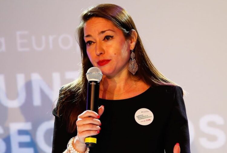 Quem é Nathalie de Oliveira, a primeira deputada lusodescendente? 11 Quem é Nathalie de Oliveira, a primeira deputada lusodescendente?