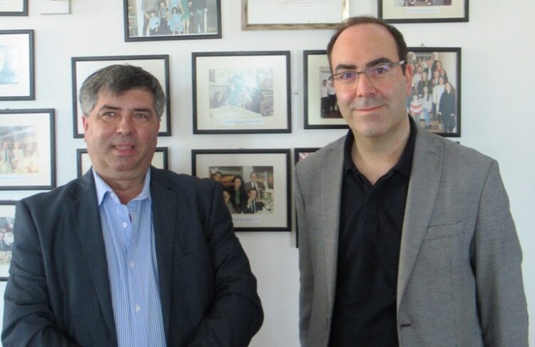 Representantes da Fundação Nova Era Jean Pina distinguidos pela comunidade luso-venezuelana 11 Representantes da Fundação Nova Era Jean Pina distinguidos pela comunidade luso-venezuelana