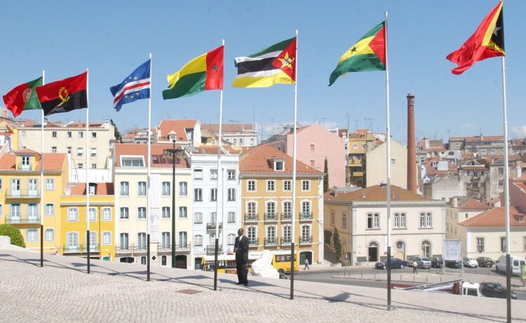 Saldo da balança comercial com os PALOP quase duplicou para 1,3 mil milhões em 2021 11 Saldo da balança comercial com os PALOP quase duplicou para 1,3 mil milhões em 2021