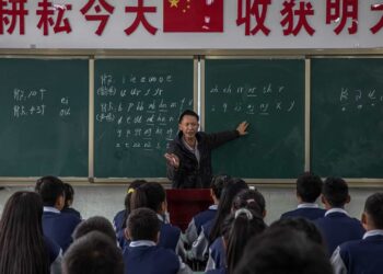 Cabo-verdianos aprendem mandarim a pensar em oportunidades na China