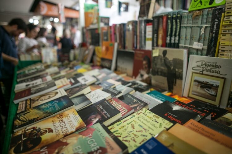 Feira do Livro regressa a Évora depois de dois anos de interrupção 11 Feira do Livro regressa a Évora depois de dois anos de interrupção