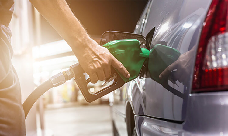 Gasóleo sobe 4 cêntimos na próxima semana e gasolina mantém-se 11 Gasóleo sobe 4 cêntimos na próxima semana e gasolina mantém-se