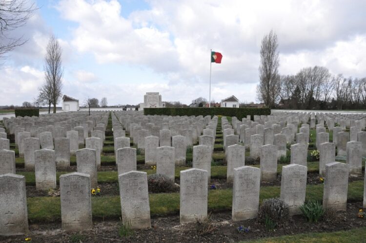 Jardim da Paz Português: Homenagem aos 1.831 soldados portugueses mortos na Primeira Guerra Mundial