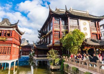 Jornalista António Caeiro conta história de "uma comunidade portuguesa única" da China