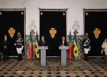 Marcelo quer "soluções mais expeditas" para facilitar vistos a são-tomenses