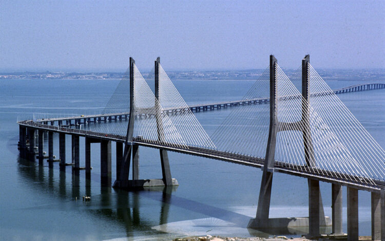 Mota-Engil e Vinci compram Lusoponte 11 Mota-Engil e Vinci compram Lusoponte