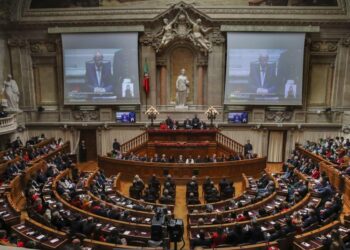 Orçamento do Estado para 2022 aprovado na generalidade