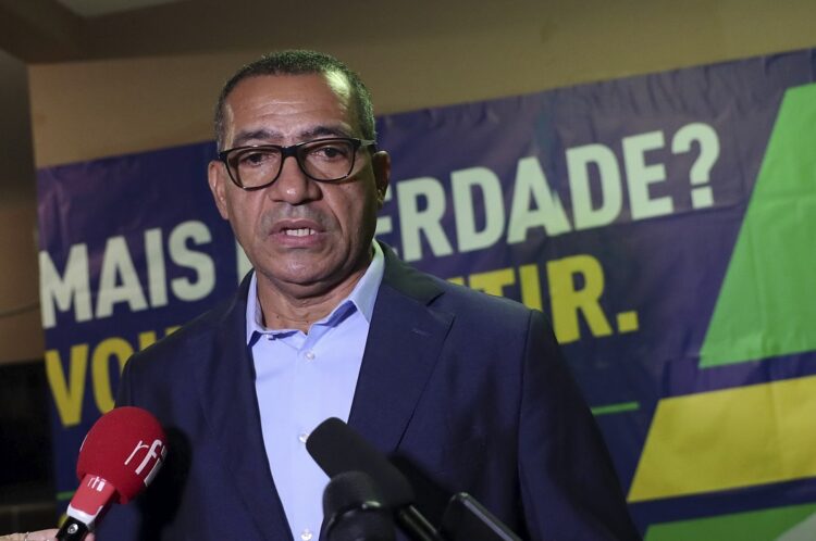 São Tomé e Príncipe. Legislativas, autárquicas e regionais marcadas para a mesma data para poupar face a “conjuntura económica difícil” 11 São Tomé e Príncipe. Legislativas, autárquicas e regionais marcadas para a mesma data para poupar face a “conjuntura económica difícil”