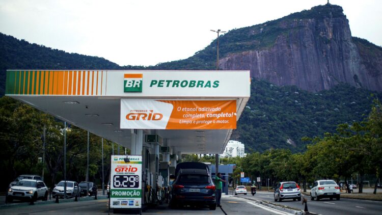 Governo brasileiro troca de presidente da Petrobras após 40 dias no cargo 11 Governo brasileiro troca de presidente da Petrobras após 40 dias no cargo