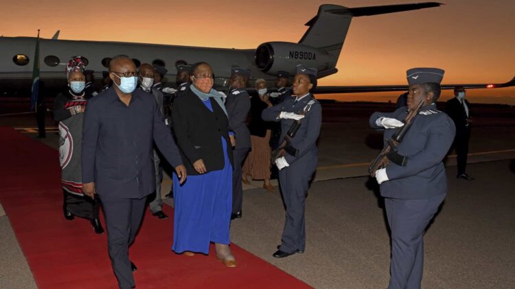 Guiné-Bissau: PR guineense dissolveu parlamento por deputados criarem "conspiração" 11 Guiné-Bissau: PR guineense dissolveu parlamento por deputados criarem "conspiração"