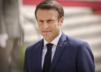 Legislativas francesas: Emmanuel Macron tenta renovar maioria contra união das esquerdas