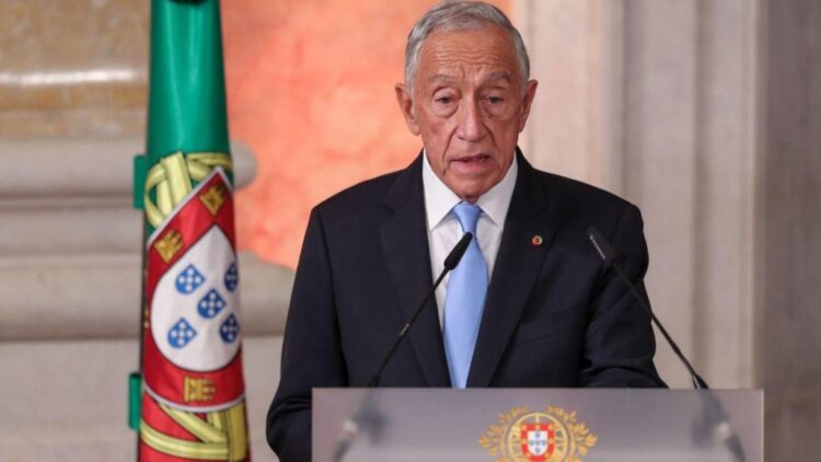 Marcelo defende que incompatibilidades de ministros devem cessar logo que há perceção