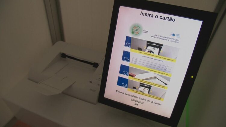 PS e PSD de acordo quanto a voto eletrónico presencial 11 PS e PSD de acordo quanto a voto eletrónico presencial