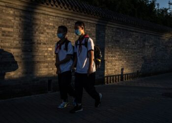 Pandemia deixa estudantes chineses sem contacto com falantes de português