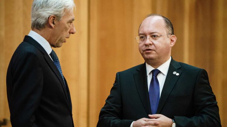 Portugal poderia "fechar amanhã torneira do gás ou petróleo russo"