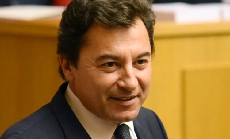 Rui Abreu solicita missão consular de Angola na Madeira 11 Rui Abreu solicita missão consular de Angola na Madeira