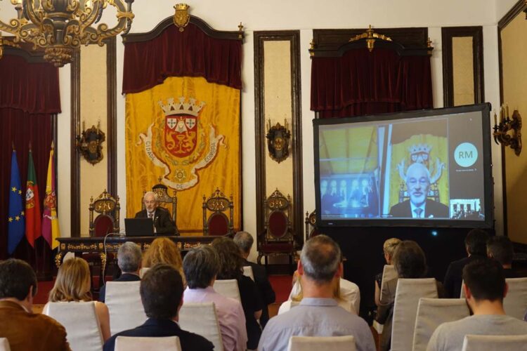 São Paulo e Coimbra formalizam Pólo Europeu do Museu da Língua Portuguesa 11 São Paulo e Coimbra formalizam Pólo Europeu do Museu da Língua Portuguesa