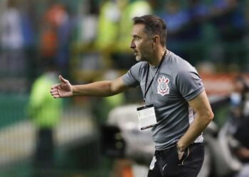 Treinadores portugueses avançam para os oitavos na Taça do Brasil