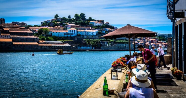 Turismo: Setor alvo de mais de 1.500 queixas no primeiro quadrimestre 11 Turismo: Setor alvo de mais de 1.500 queixas no primeiro quadrimestre