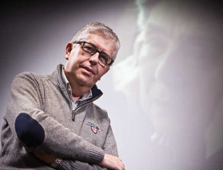 Jornalista Mário Augusto lança livro sobre fenómeno da emigração portuguesa para o Havai 11 Jornalista Mário Augusto lança livro sobre fenómeno da emigração portuguesa para o Havai