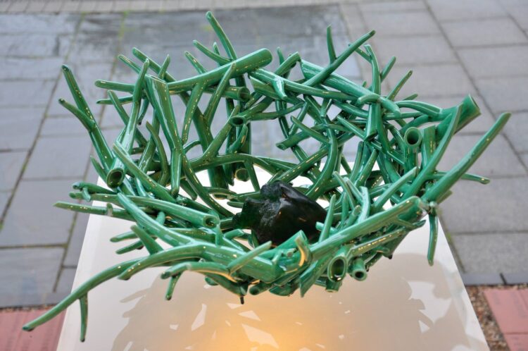 Ceramista portuguesa vence medalha de ouro em festival no País de Gales