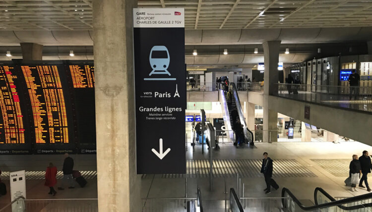 França. Aeroportos afetados por greves durante este fim-de-semana