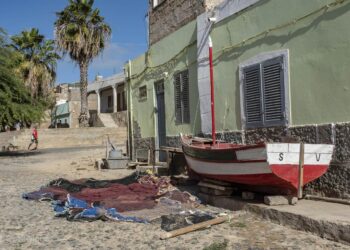 Embarcação que deu à costa de ilha cabo-verdiana da Boa Vista esteve 34 dias à deriva