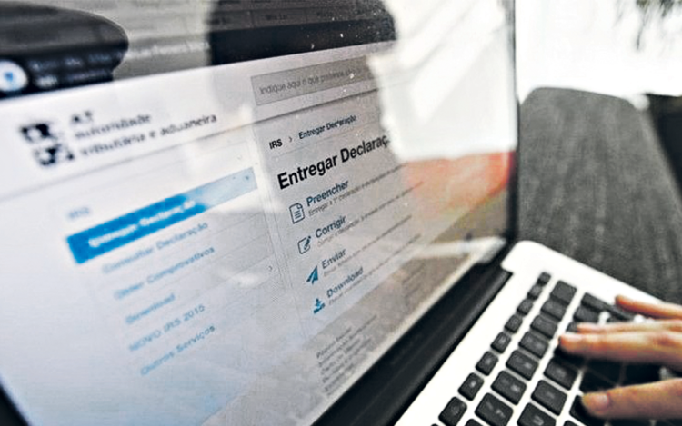 Novas alterações na retenção do IRS aplicam-se a rendimentos pagos a partir deste mês 11 Novas alterações na retenção do IRS aplicam-se a rendimentos pagos a partir deste mês