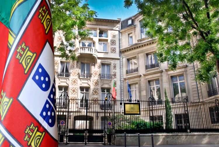 Secretário de Estado das Comunidades garante estar a preparar reforma do sistema consular 11 Secretário de Estado das Comunidades garante estar a preparar reforma do sistema consular