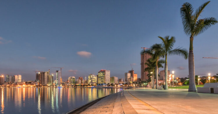 Consulado de Portugal em Luanda impossibilitado de emitir vistos por avaria 11 Consulado de Portugal em Luanda impossibilitado de emitir vistos por avaria