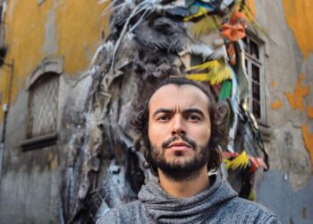 Artista português Bordalo II expõe tigre-de-sumatra em Singapura esculpido inteiramente de lixo