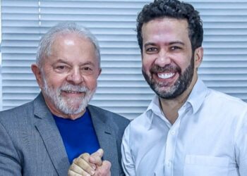 Presidenciais/Brasil: Candidato centrista André Janones anuncia renúncia e passa a apoiar Lula