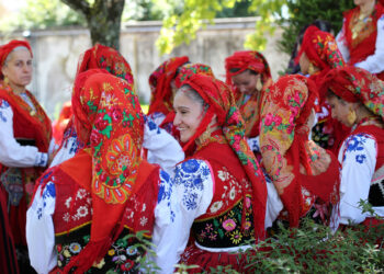 Mordomas voltaram às ruas de Viana do Castelo carregadas de "emoção" e "chieira"