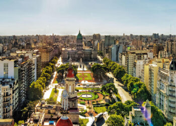 PSD denuncia “caos do atendimento consular” e questiona Governo sobre Argentina